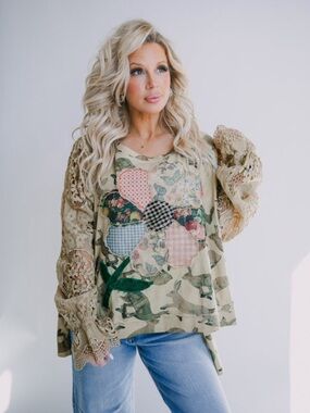 New-A Rare Bird- Lave Sleeve Floral Patchwork Top - Beige